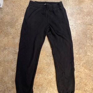 Aritzia sweatpants